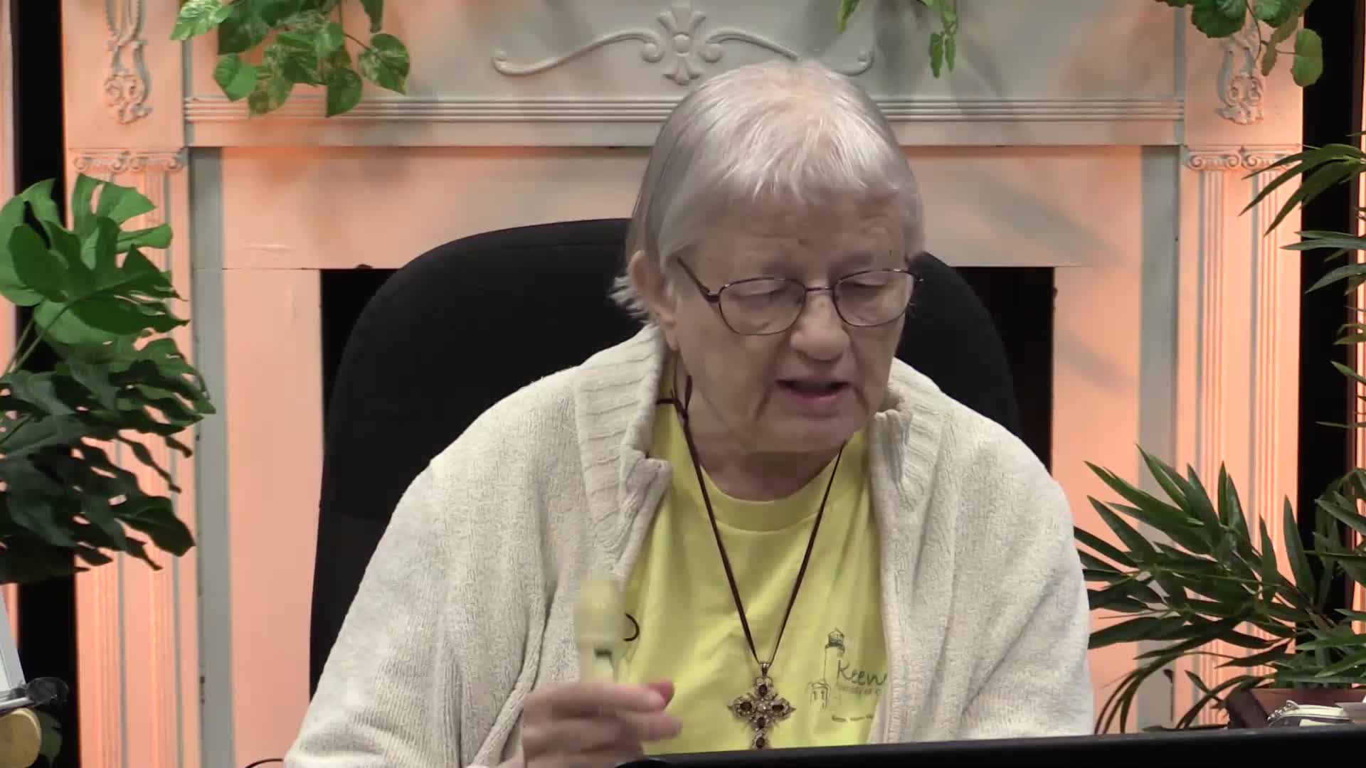 Learning Music With Pat 391-1218