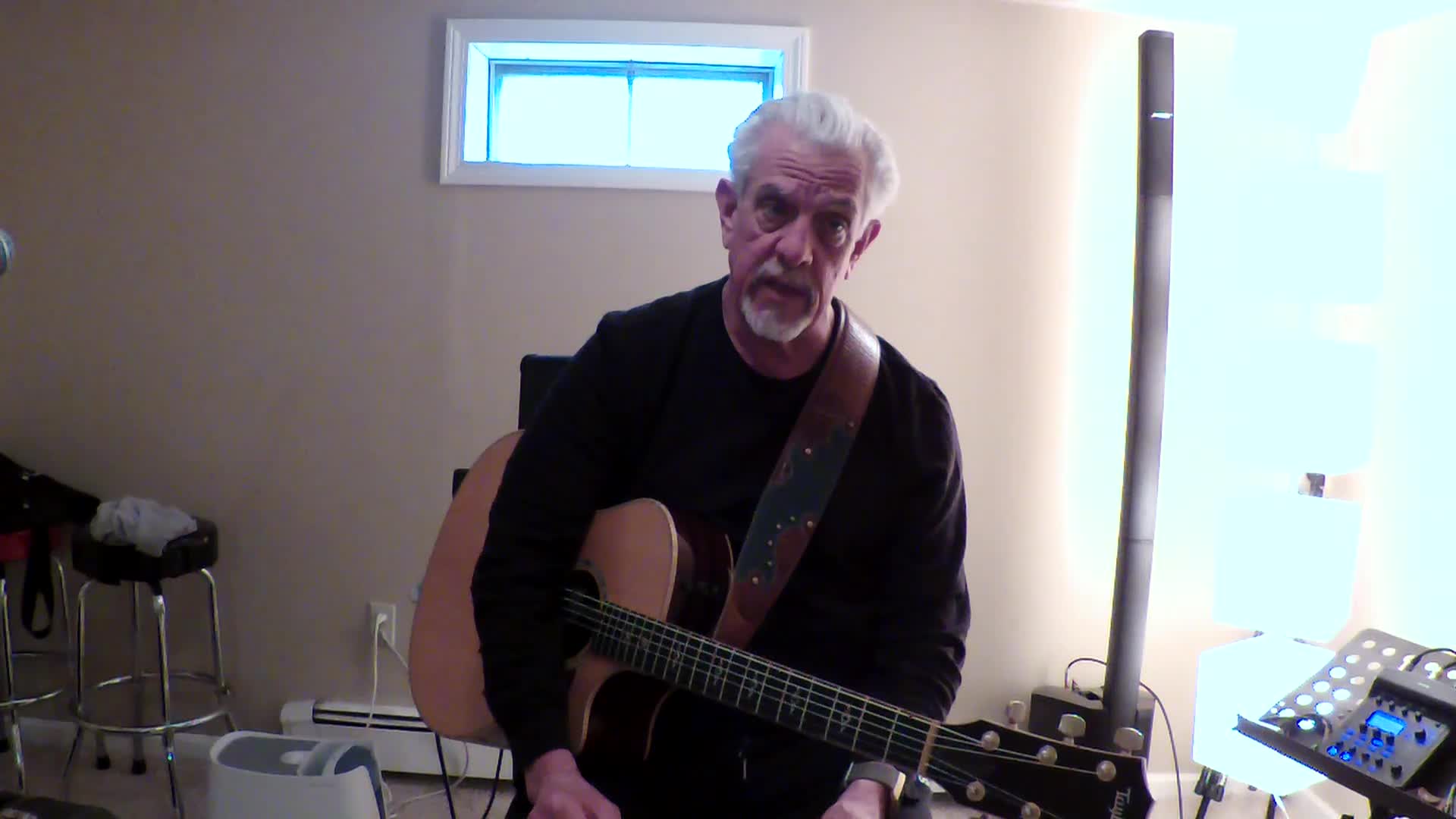  Bill McGold-riffs: Talk Guitar with Bill McGoldrick - A few selections from some of Bill's live performances.